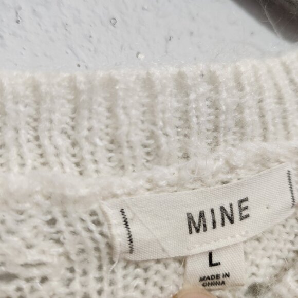 MINE Cream Cutout Cottagecore Sweater Large - Picture 3 of 6